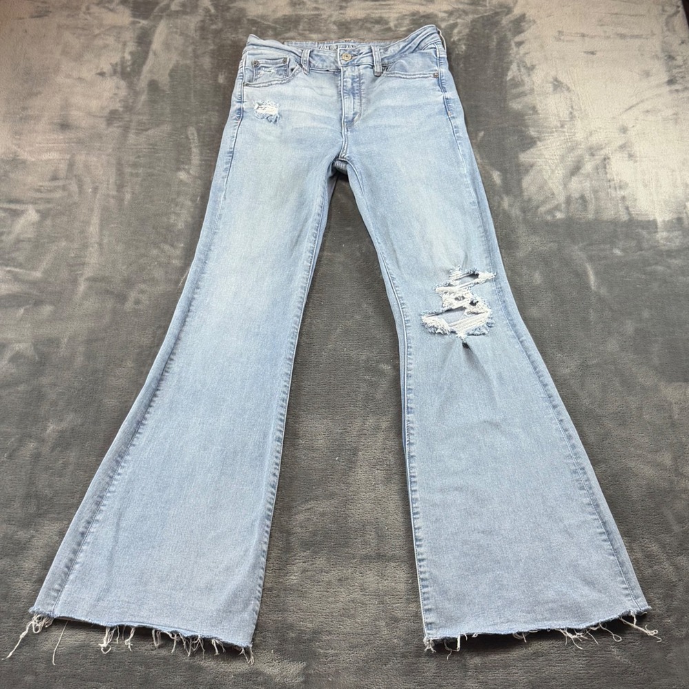 American Eagle Super High-Rise Flare Jeans 8 Long Light Wash Distressed Frayed